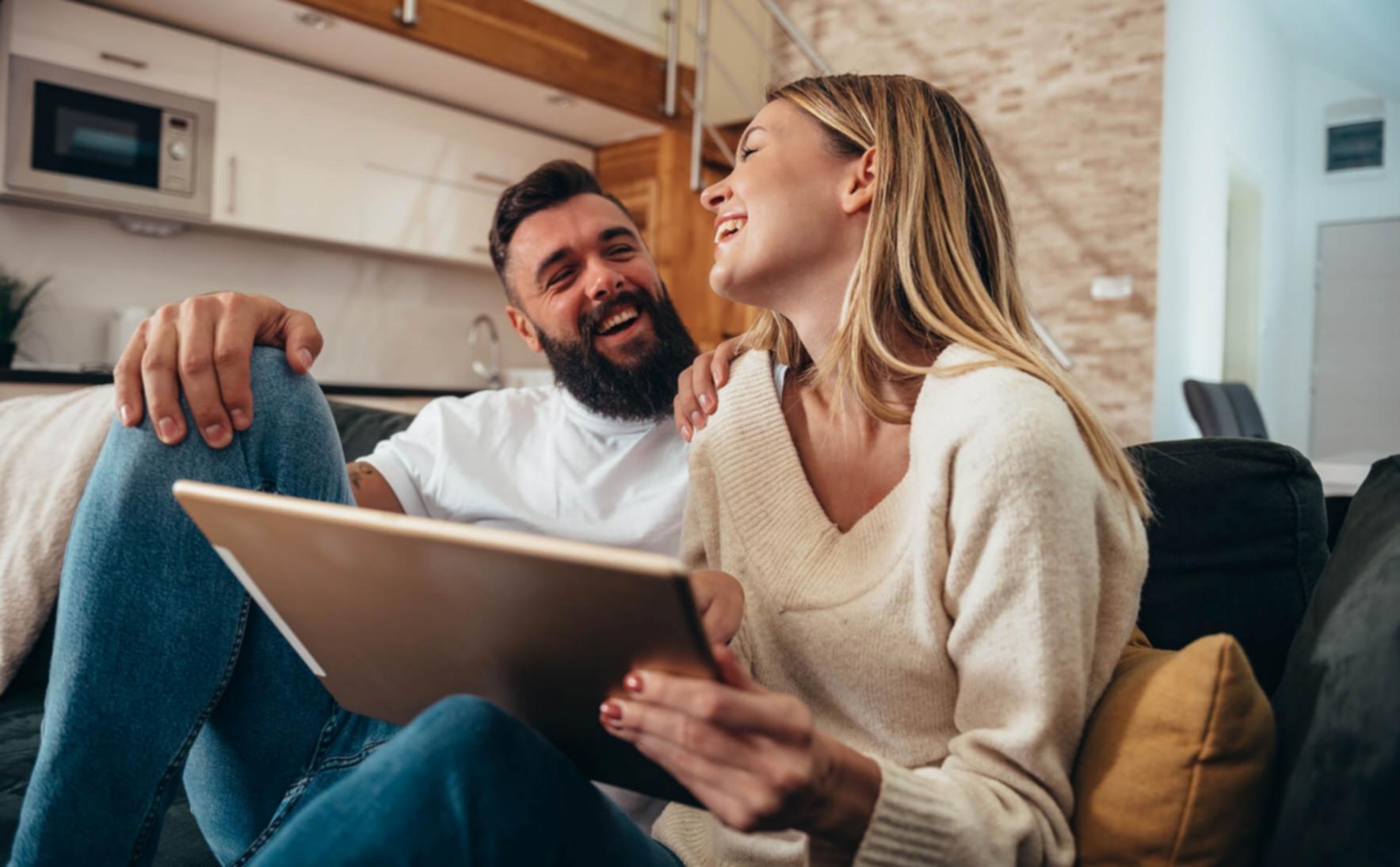 Teilnehmer arbeitet an SEO-Strategien am Laptop